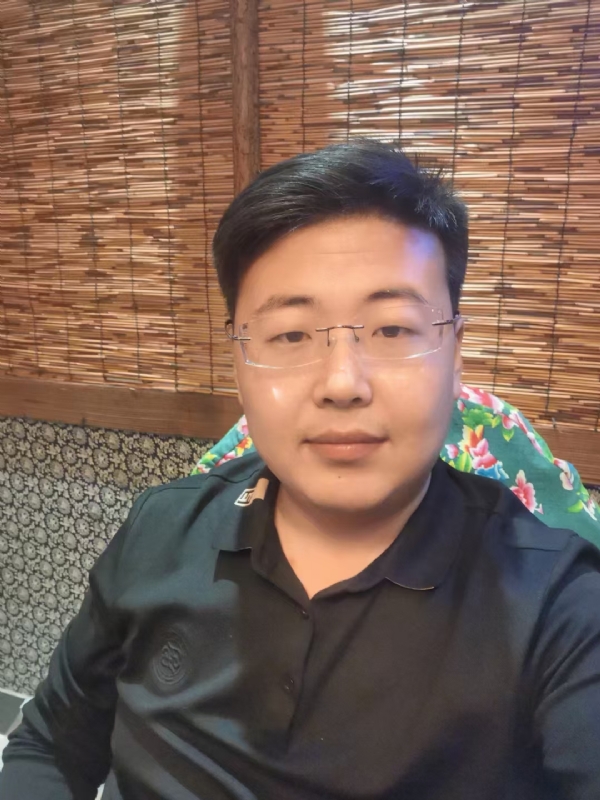 刘先生的第一张照片--淮安相亲服务中心