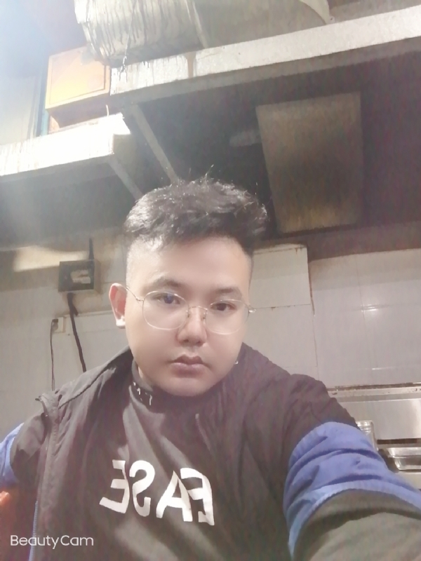 棒哥的第二张照片--淮安相亲服务中心