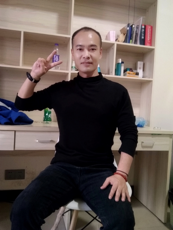 熊大与熊二的第一张照片--淮安相亲服务中心