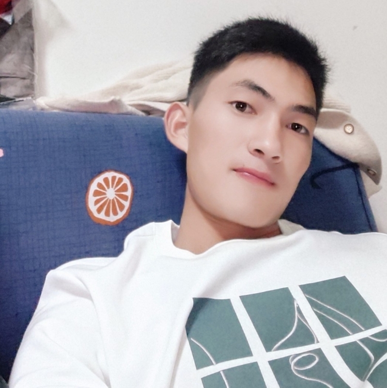 小袁的第二张照片--淮安相亲服务中心