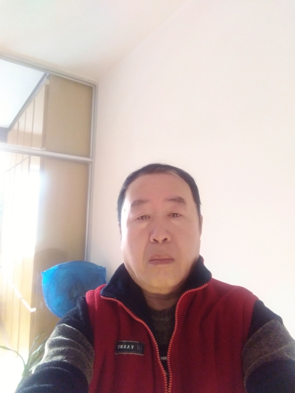 快乐的第一张照片--淮安相亲服务中心