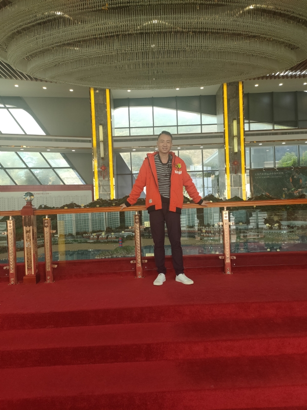 大飞的第一张照片--淮安相亲服务中心