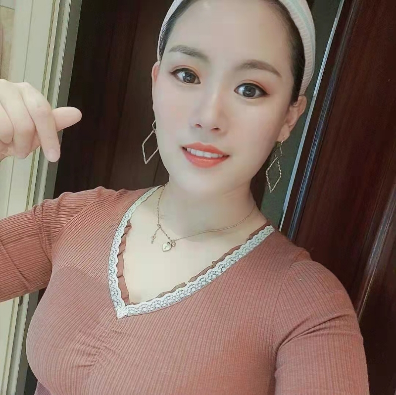 蜜&糖的第一张照片--淮安相亲服务中心