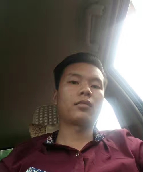 单亲爸爸的第一张照片--淮安相亲服务中心