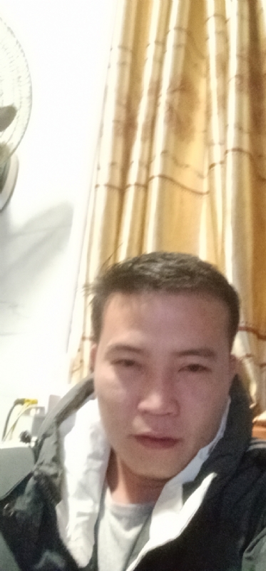 一个人的烟火的第一张照片--淮安相亲服务中心