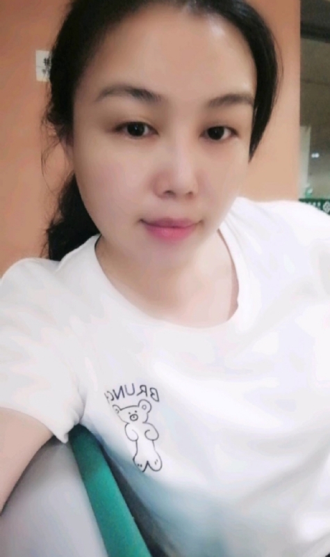 淡淡的云的第四张照片--淮安相亲服务中心