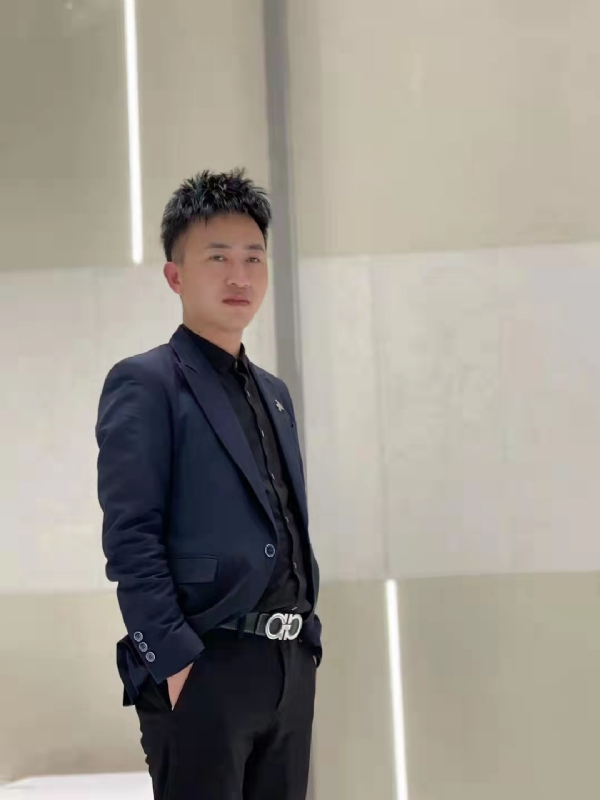 宋定鸿的第一张照片--淮安相亲服务中心