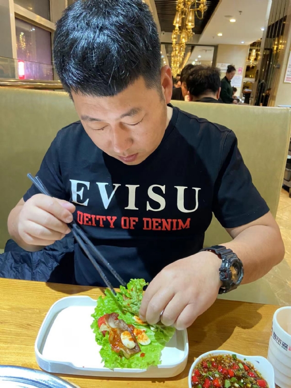 砒霜的第一张照片--淮安相亲服务中心