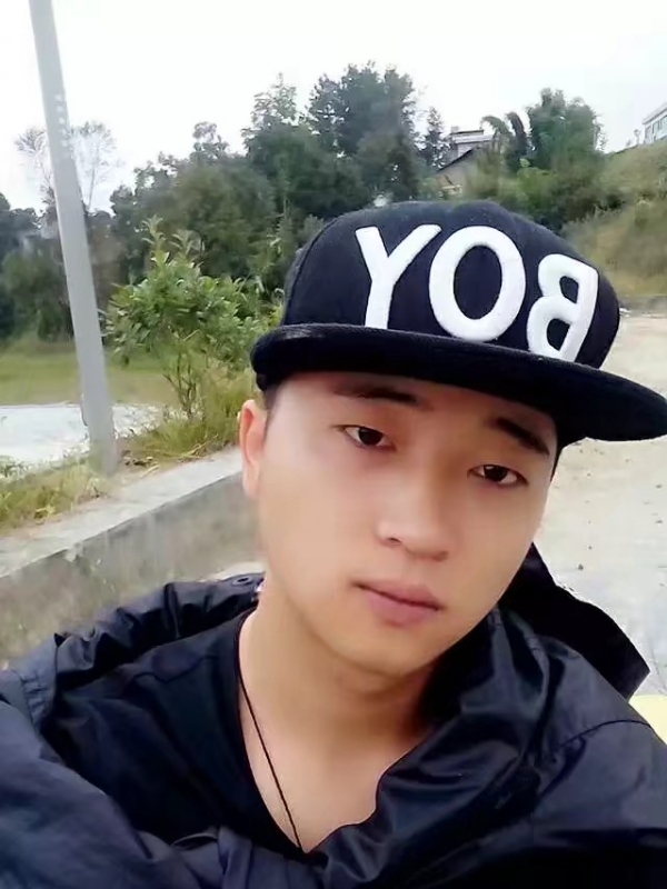 南来北往的第一张照片--淮安相亲服务中心