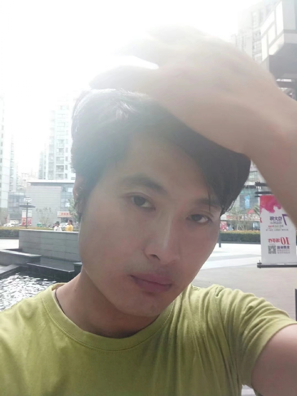 钢铁侠的第一张照片--淮安相亲服务中心