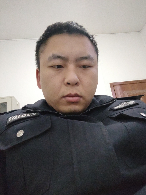 好纠结的第一张照片--淮安相亲服务中心