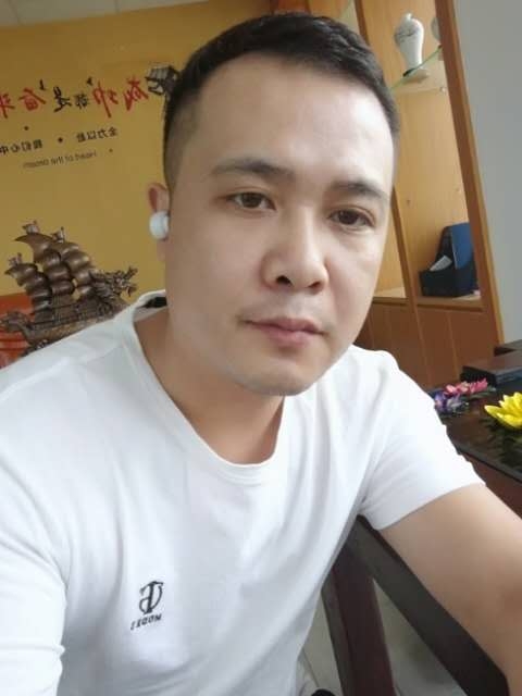 礼哥的第二张照片--淮安相亲服务中心