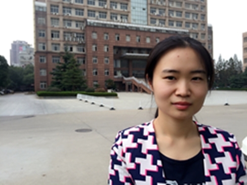 女儿征婚的第一张照片--淮安相亲服务中心