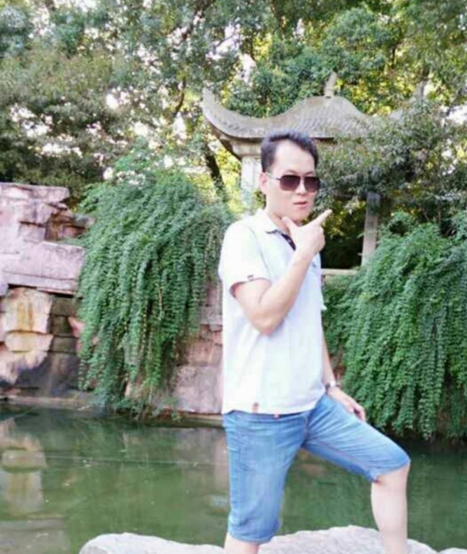 随缘的第一张照片--淮安相亲服务中心