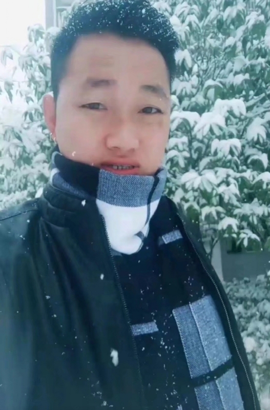 为爱拼一回的第一张照片--淮安相亲服务中心