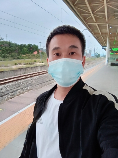 小李的第一张照片--淮安相亲服务中心