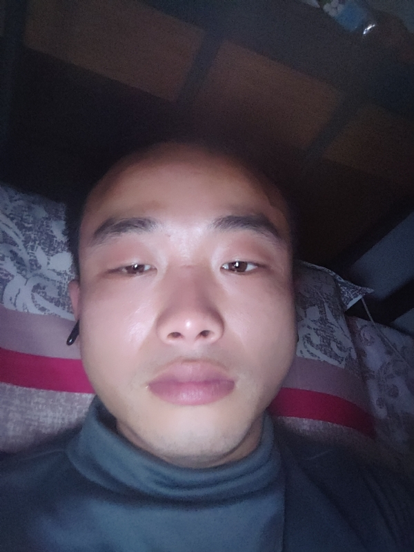 偏爱的第一张照片--淮安相亲服务中心