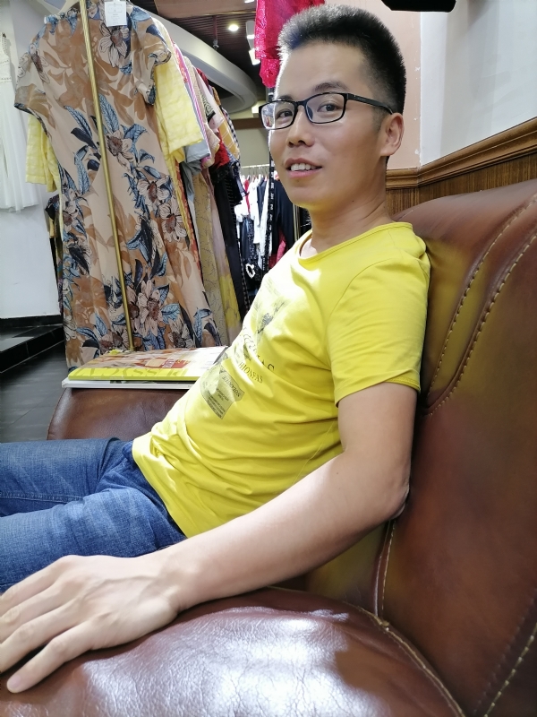 汪顺鹏的第二张照片--淮安相亲服务中心