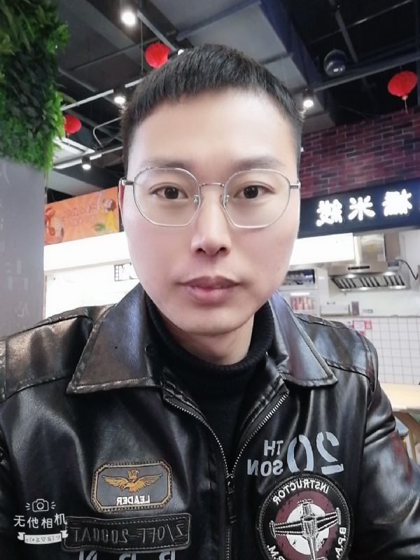 liuxiaocong的第一张照片--淮安相亲服务中心