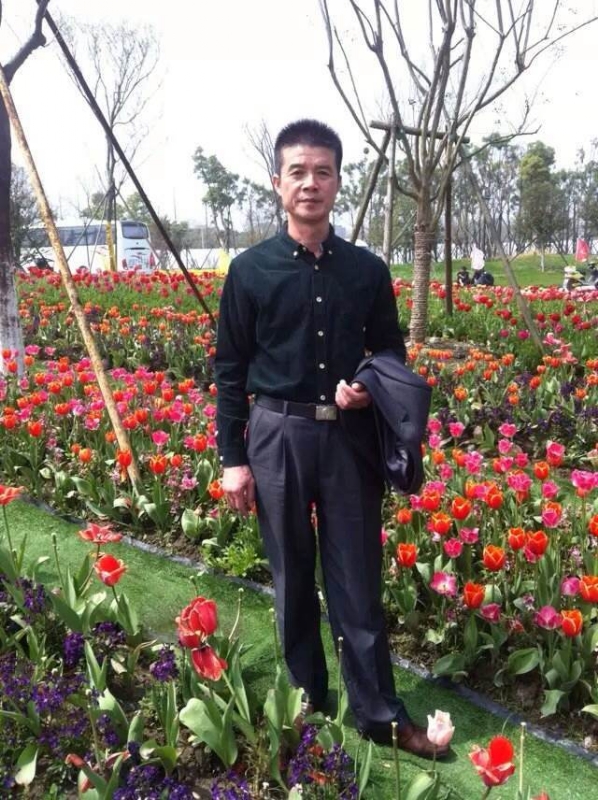 蓝天的第一张照片--淮安相亲服务中心