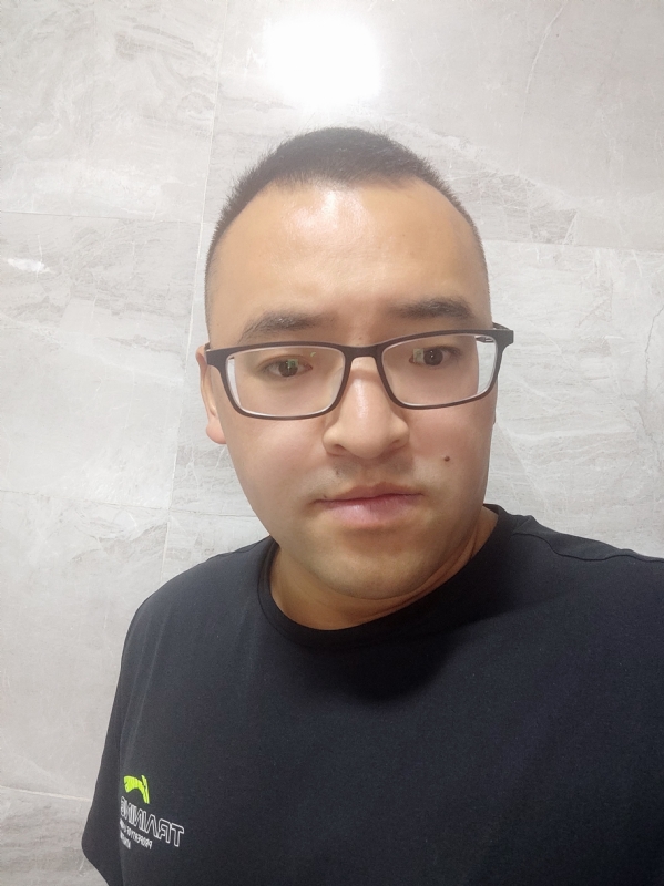 只愿得一人心的第三张照片--淮安相亲服务中心