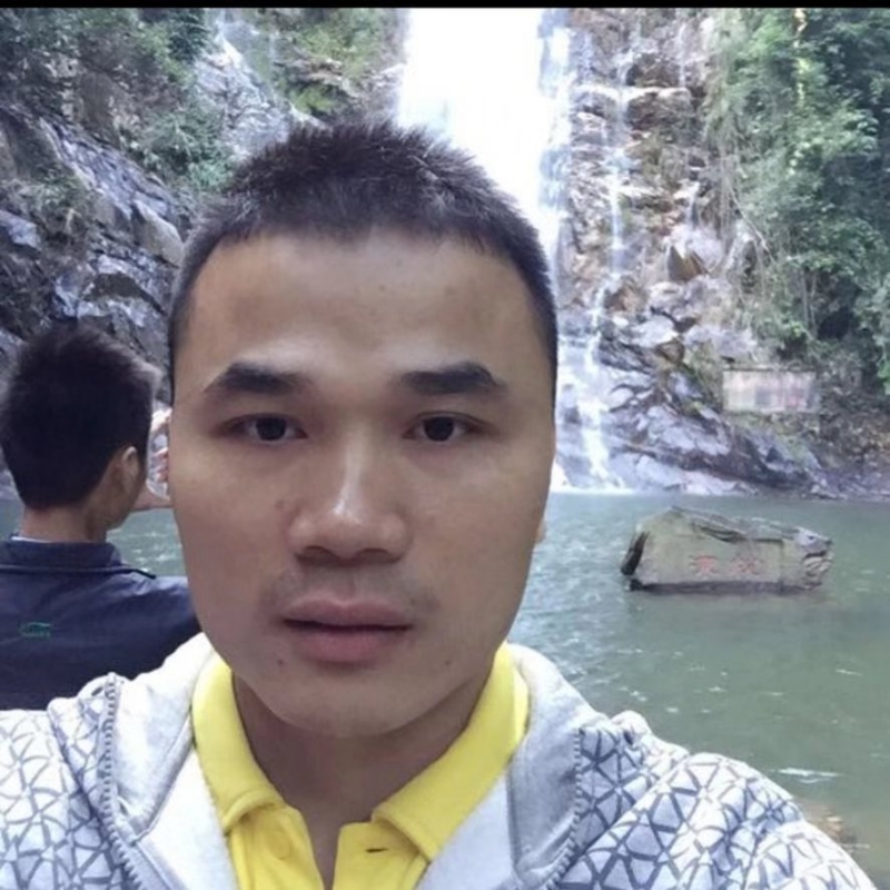 老梁的第一张照片--淮安相亲服务中心