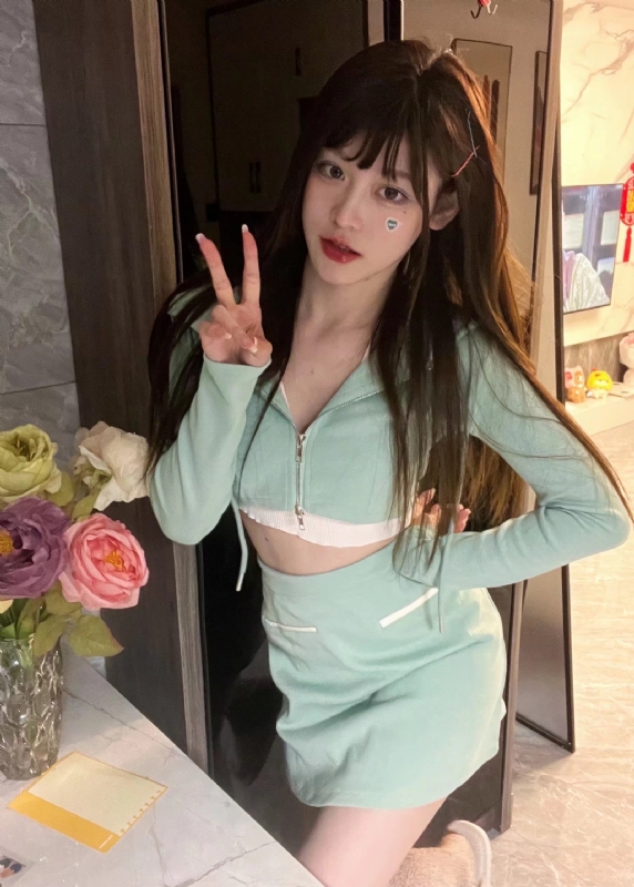 丹Dan的第一张照片--淮安相亲服务中心