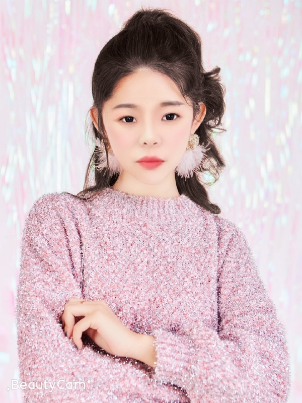 刘小姐的第一张照片--淮安相亲服务中心