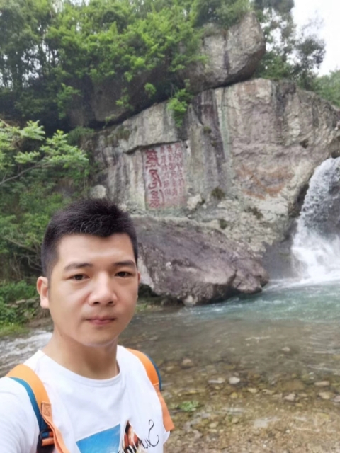 愿得一人心的第一张照片--淮安相亲服务中心