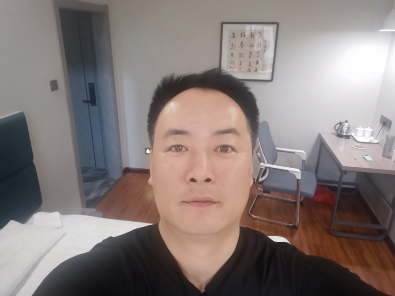 莫待花落空折枝的第一张照片--淮安相亲服务中心