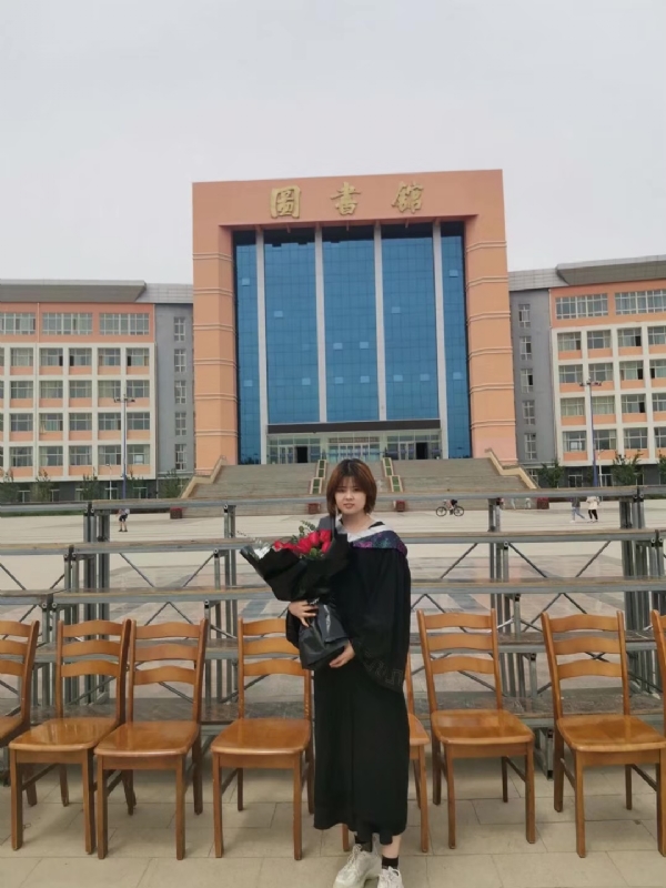 铁锤妹妹的第一张照片--淮安相亲服务中心