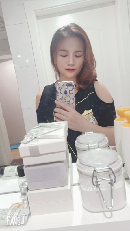 刘莲酥的第四张照片--淮安相亲服务中心