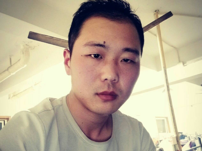 听听那冷雨的第一张照片--淮安相亲服务中心