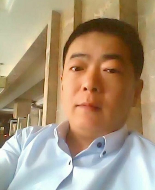 落叶随风的第一张照片--淮安相亲服务中心