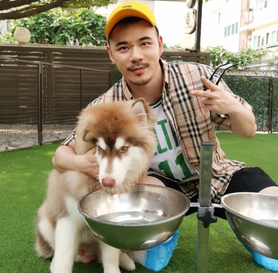 坚持的第一张照片--淮安相亲服务中心