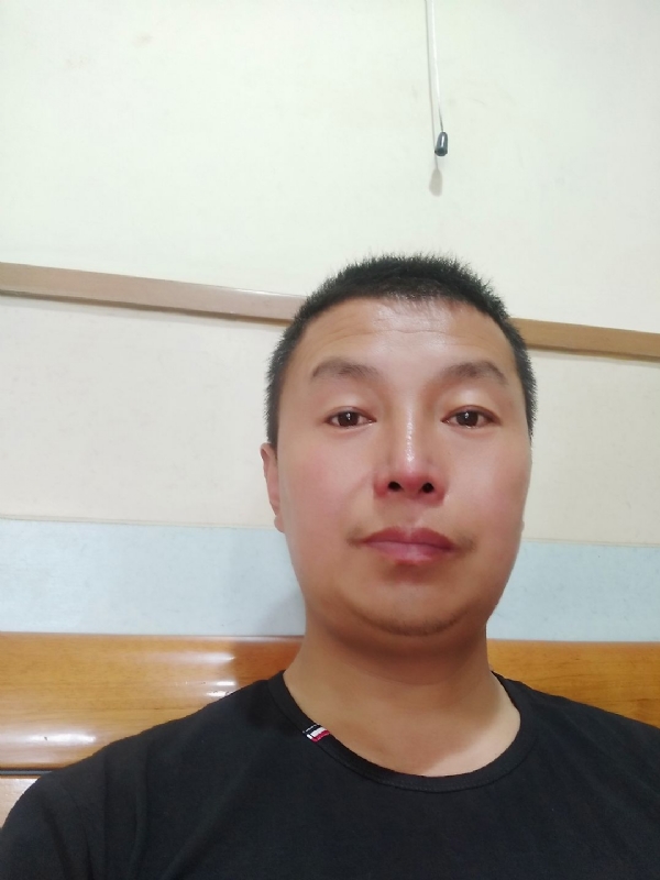 快乐的小鱼儿的第一张照片--淮安相亲服务中心