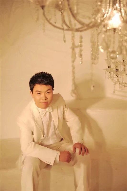 龙樱花的第一张照片--淮安相亲服务中心