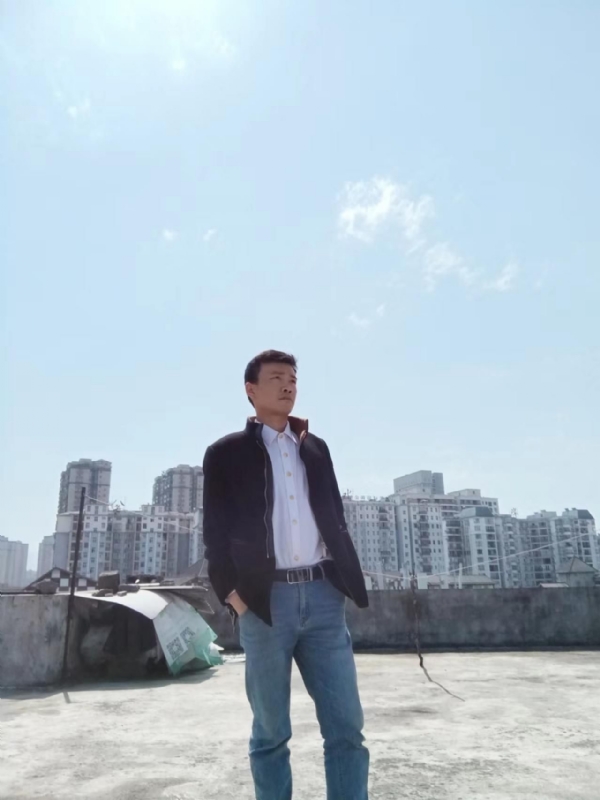 蓝色心情的第一张照片--淮安相亲服务中心