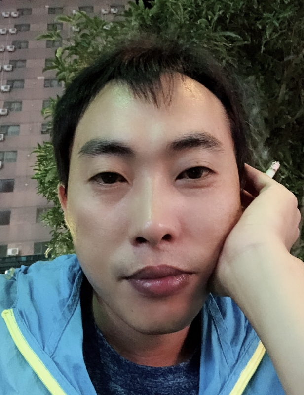 一直在路上的第一张照片--淮安相亲服务中心