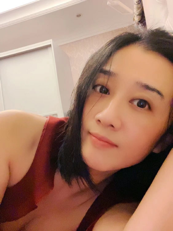 HongYu的第一张照片--淮安相亲服务中心