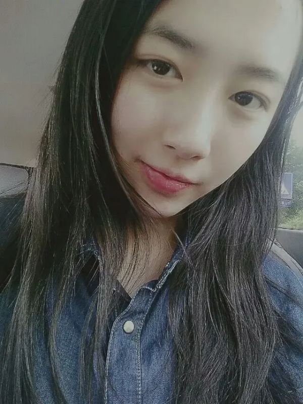 小她的第一张照片--淮安相亲服务中心