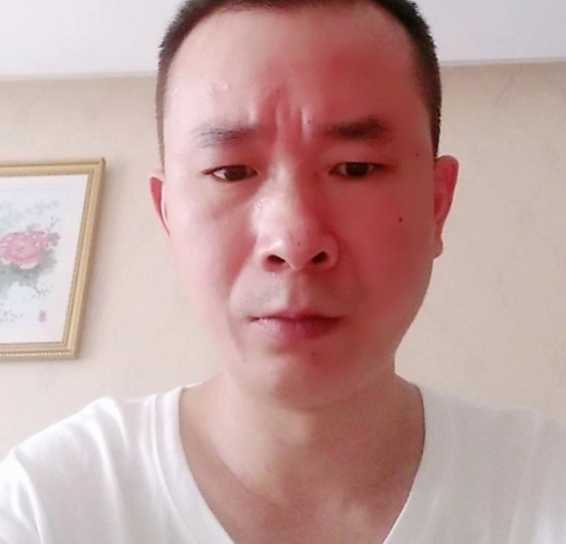 自由飞翔的第一张照片--淮安相亲服务中心