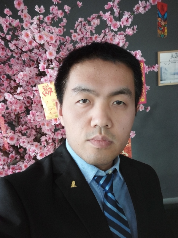 我就是个翻译的第二张照片--淮安相亲服务中心