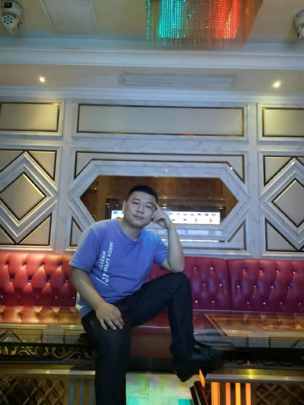 黄生的第四张照片--淮安相亲服务中心