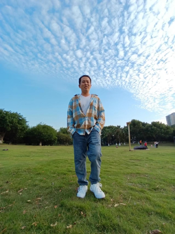 曹先生的第三张照片--淮安相亲服务中心