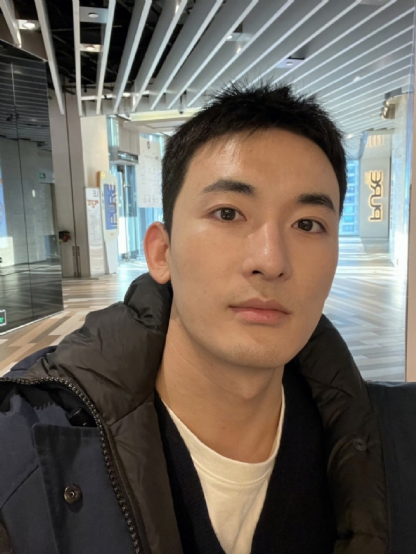 請叫先生的第一张照片--淮安相亲服务中心