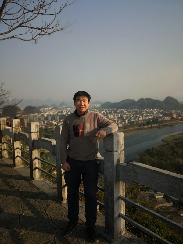 漓江之上的第三张照片--淮安相亲服务中心