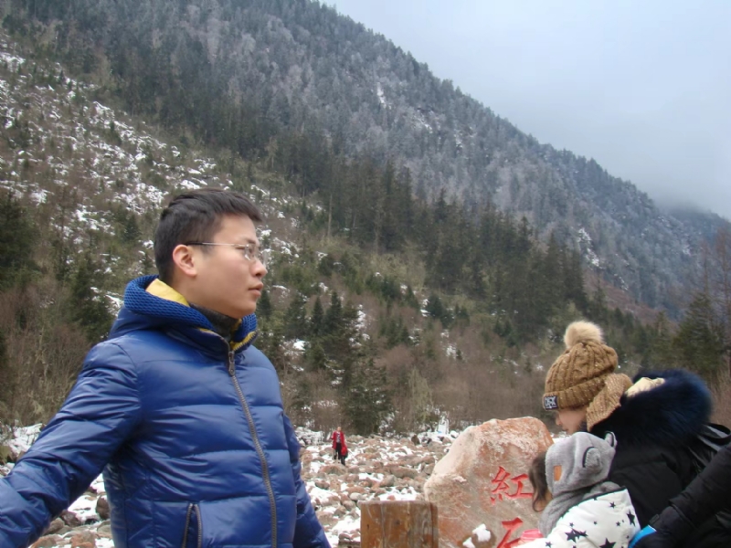 明志的第一张照片--淮安相亲服务中心