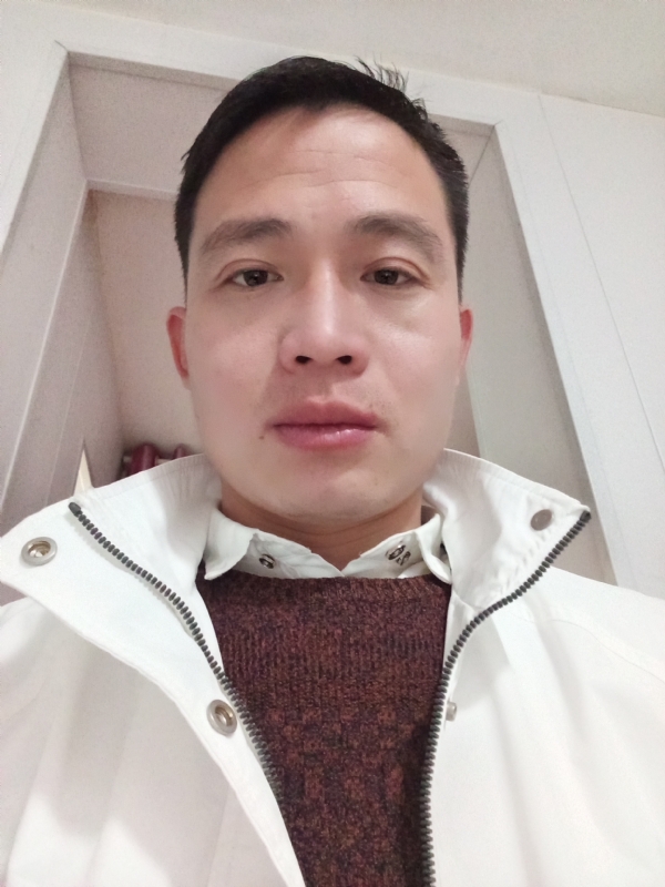 忧伤还是快乐的第一张照片--淮安相亲服务中心