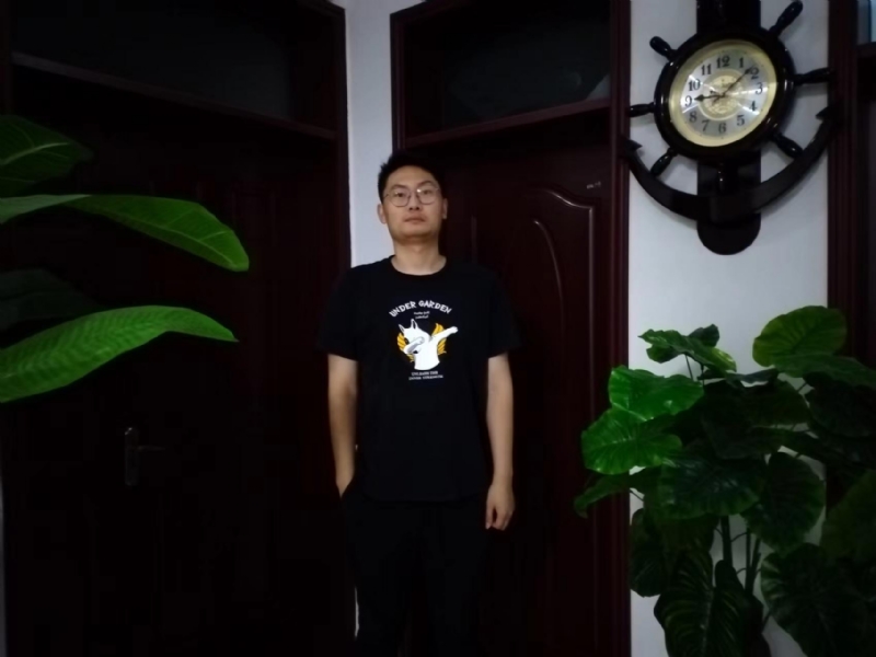 真诚交友的第一张照片--淮安相亲服务中心